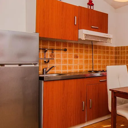 With Parking Space - 24740 Apartman *